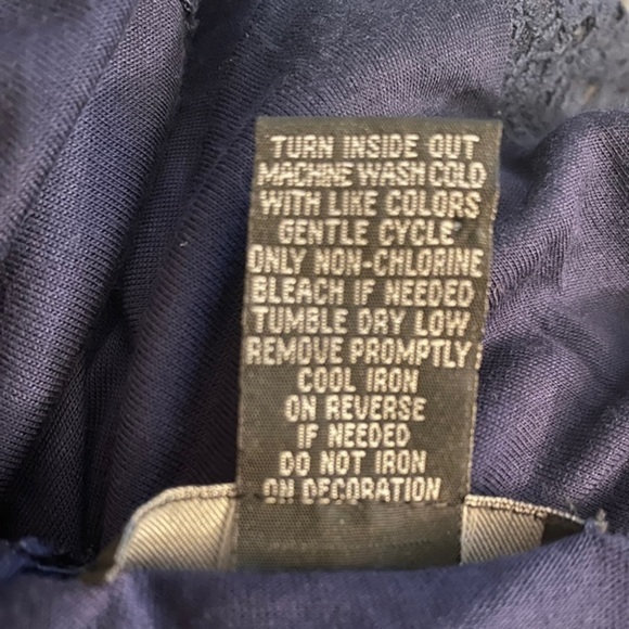 VERVE Ami Top Womens Small Lace Navy Short Sleeve Pullover Shirt Back Zipper - Picture 9 of 9